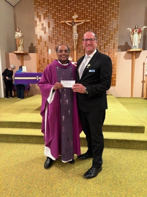 Council 5384 Davidson/Outlook Presents Their Incentive Cheque 1 Council 5384 Davidson/Outlook
